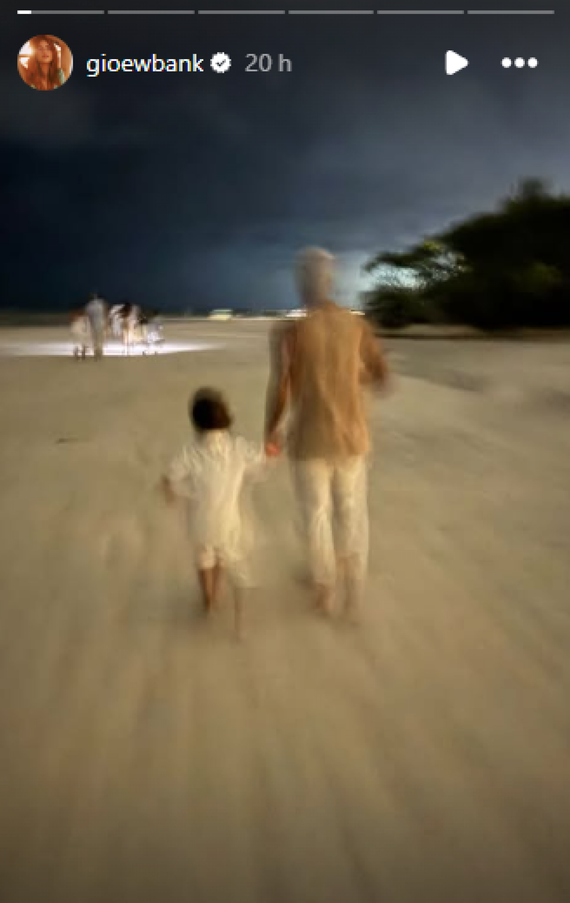 Giovanna Ewbank mostra registro do marido, Bruno Gagliasso, e do filho mais novo do casal, Zyan - Reprodução / Instagram