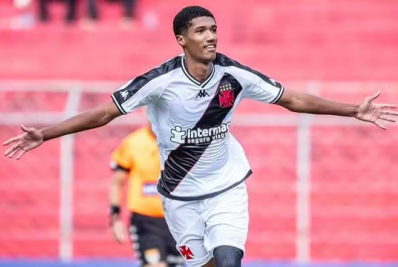 Vasco passa sufoco, só empata, mas avança de fase na Copinha