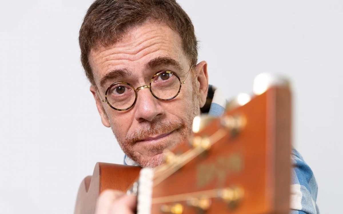 Nando Reis, Xande de Pilares, Paralamas do Sucesso e Raiz do Sana se apresentam em Macaé