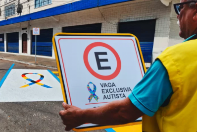 Estacionamento exclusivo para autistas é implantado no Centro de Iguaba Grande