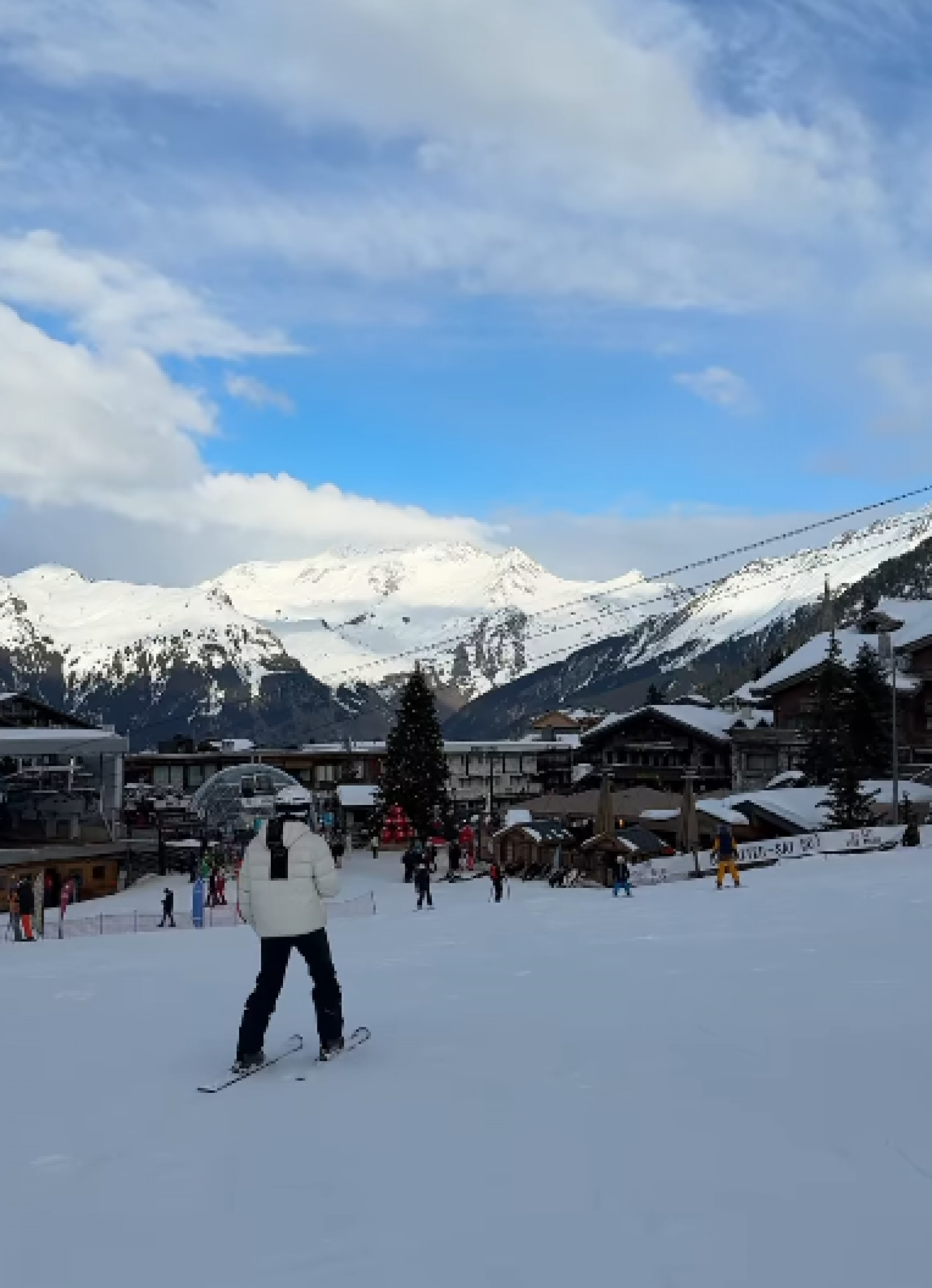 Wesley Safadão aproveita dia de esqui com a família
 - Reprodução de vídeo / Instagram