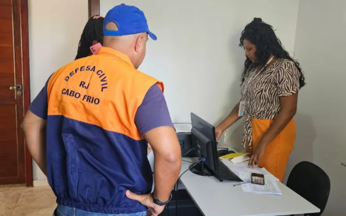 Defesa Civil interdita imóvel 