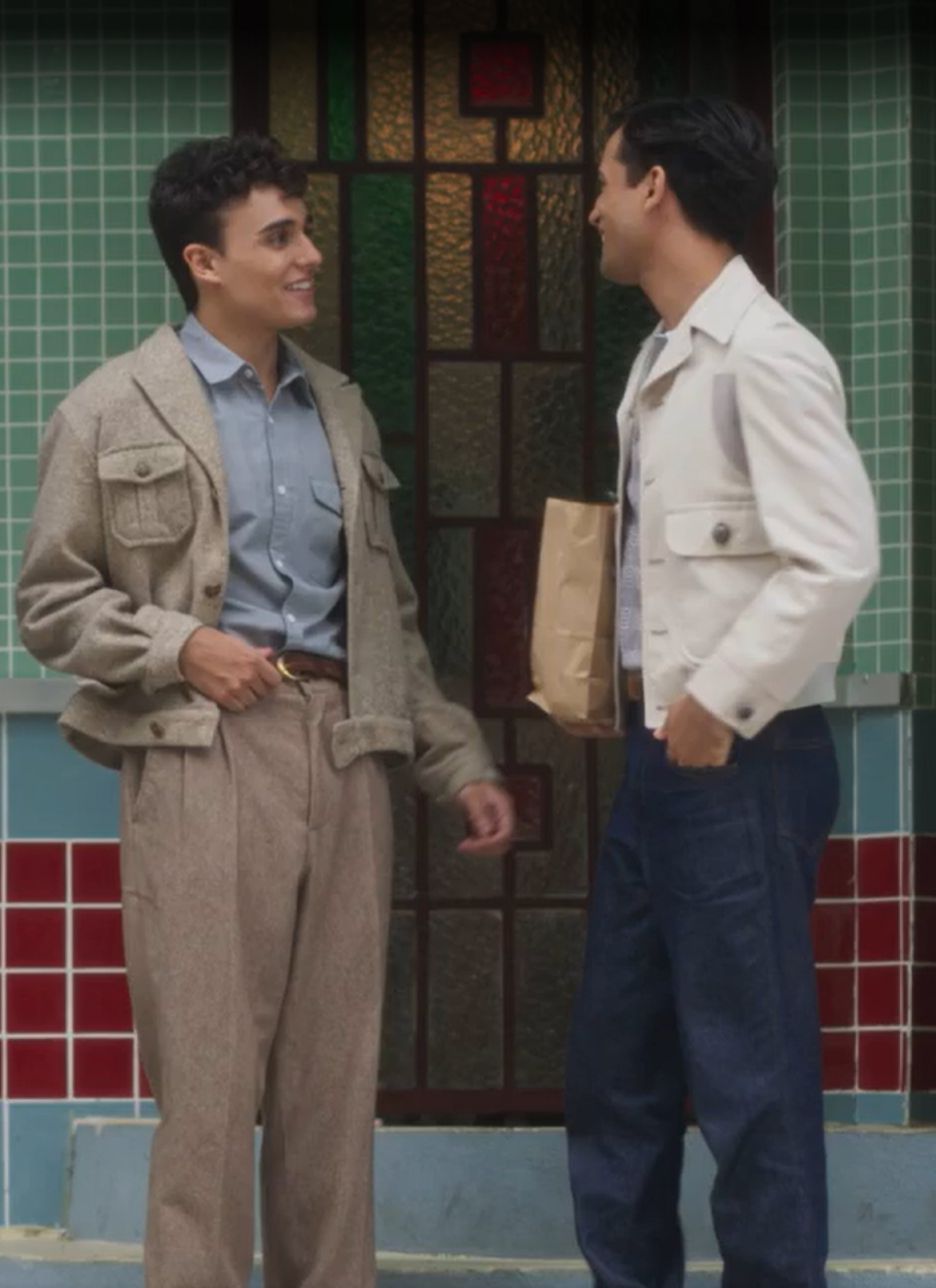 Guto (Pedro Goifman) e Vinícius (Elvis Vittorio) em cena de 'Garota do Momento' - Reprodução de vídeo / TV Globo