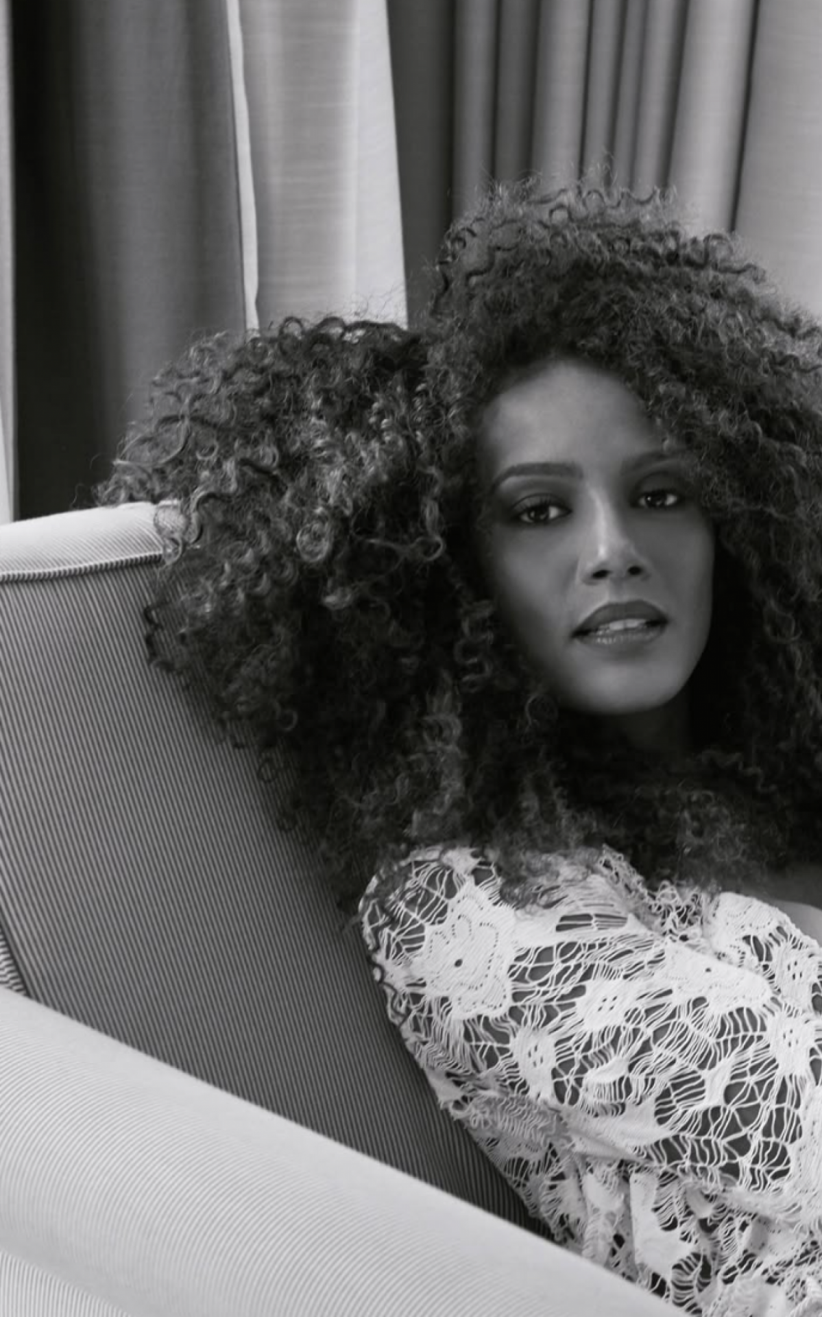 Tais Ara&uacute;jo - Jr Duran