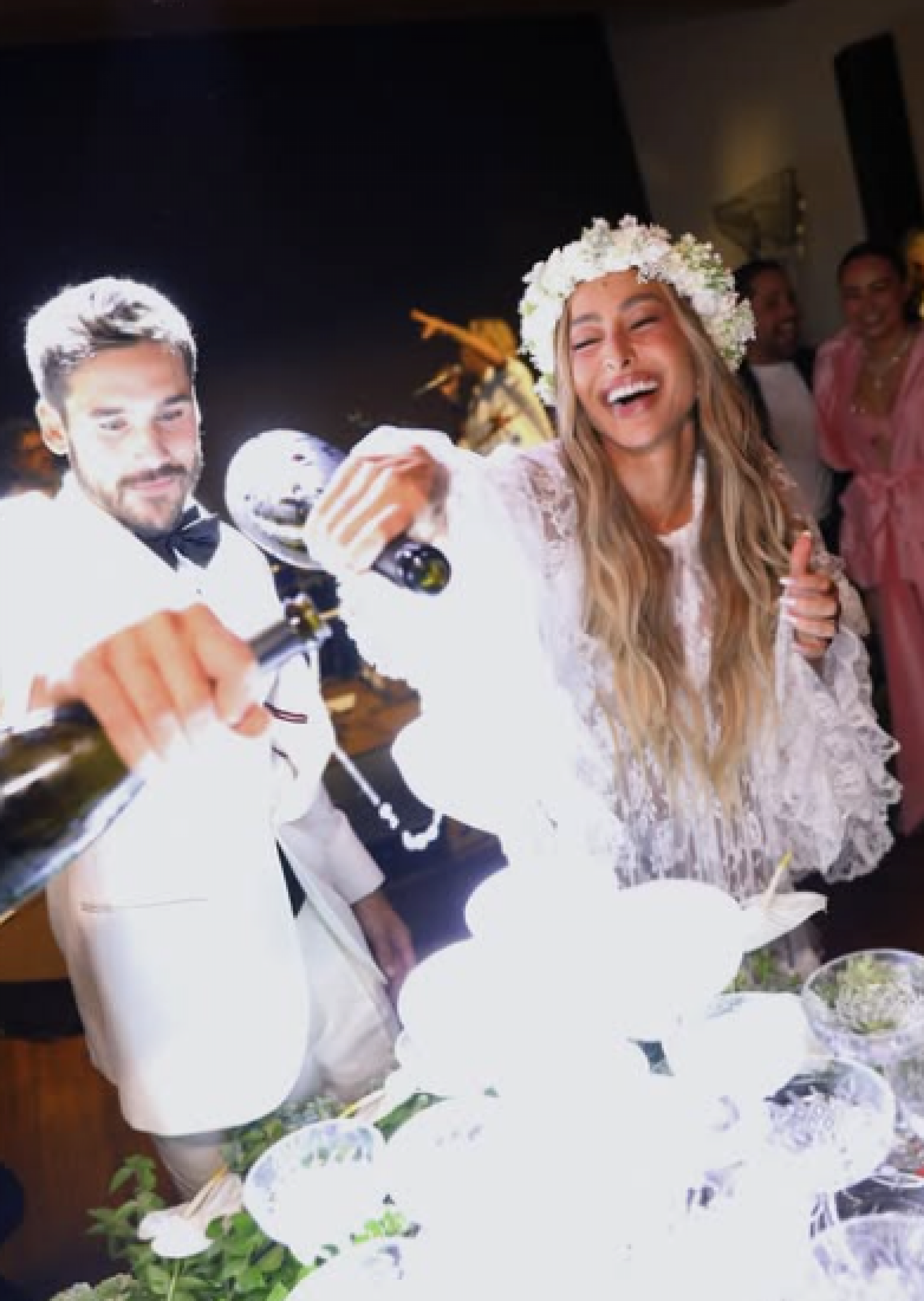 Sabrina Sato e Nicolas Prattes mostram novas fotos do casamento e trocam declarações - Reprodução / Instagram
