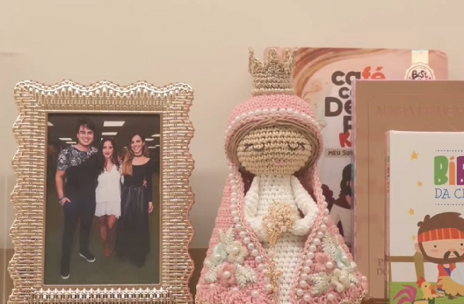 Foto de Igor com Wanessa e Camilla no quarto de Clara  - Reprodução Instagram