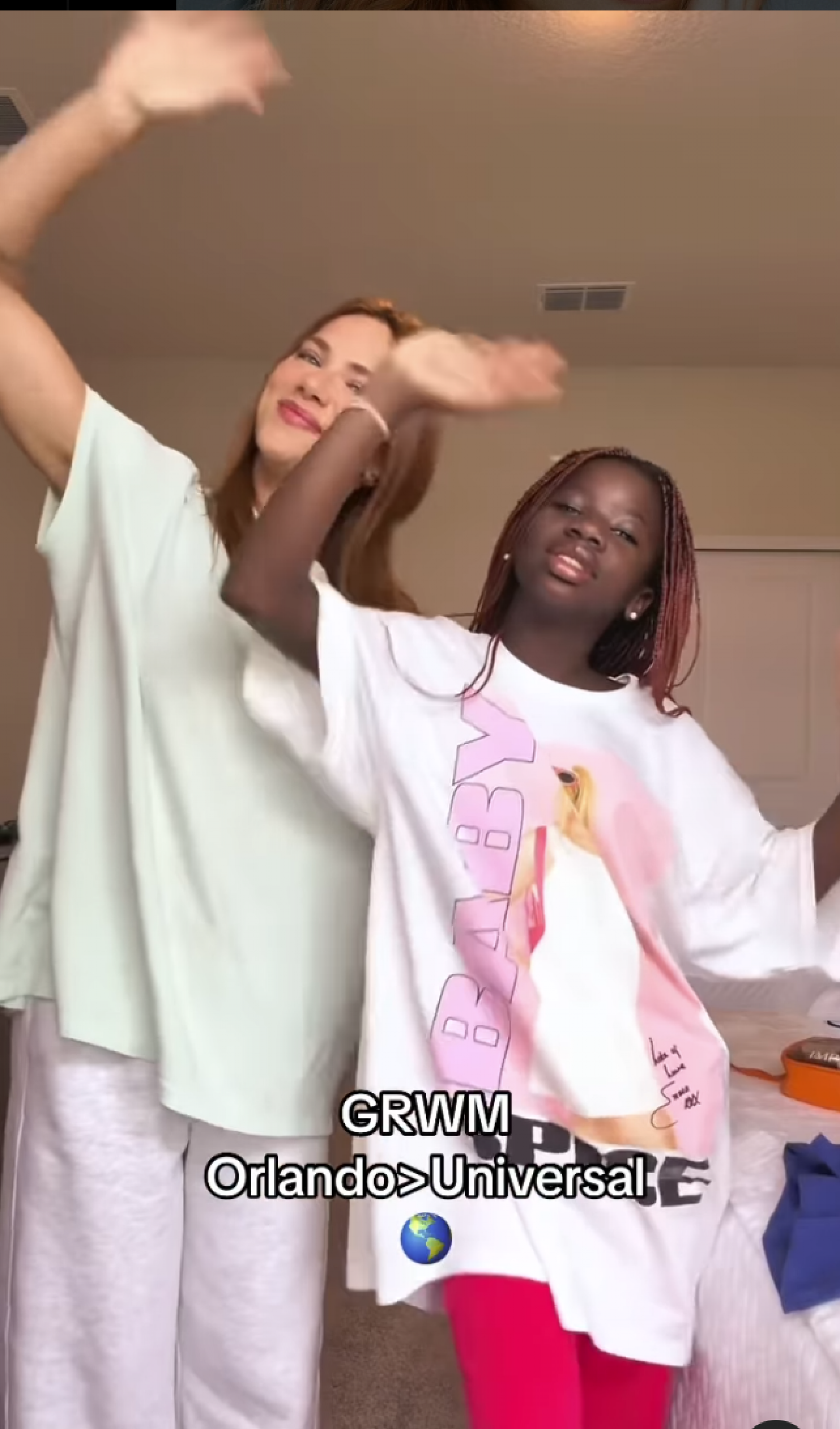 Giovanna Ewbank e Titi combinam look para dia de parque em Orlando - reprodução Instagram