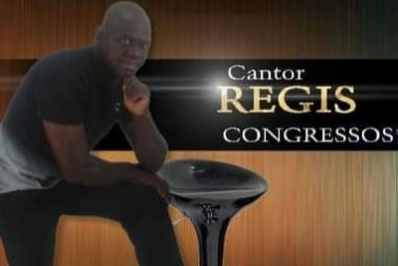 Familiares se despedem de cantor evangélico morto durante confronto em São Gonçalo