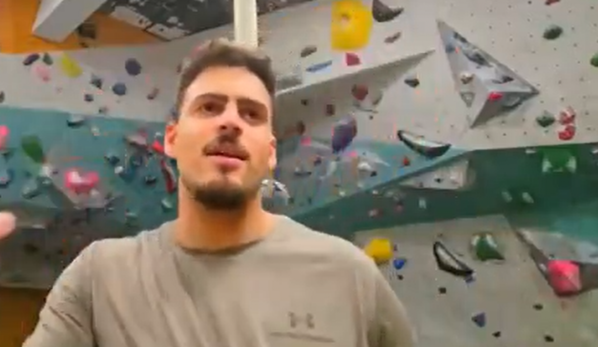 Jon Vlogs desabafa após cisto no pâncreas crescer - Reprodução Instagram