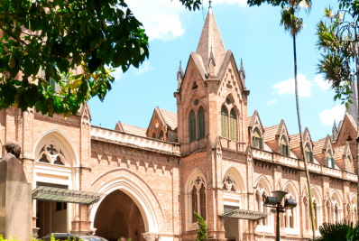 Funcionário de hospital esfaqueia colega de trabalho após ser demitido