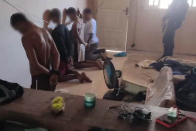 Polícia apreende armas, drogas e detém quatro criminosos em São Pedro da Aldeia