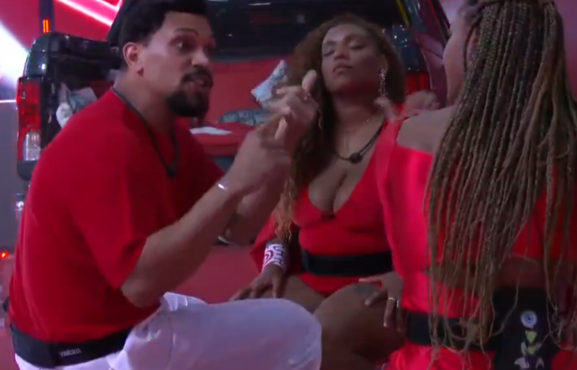  - Reprodução de vídeo / X