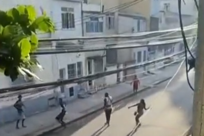 Vídeo: guardas municipais e ambulantes entram em confronto próximo ao Engenhão