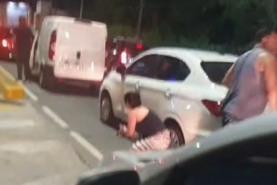 PM troca tiros com criminosos e recupera carro roubado próximo à delegacia