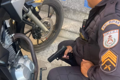 Homem é preso com moto roubada e chassi adulterado em Cabo Frio