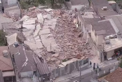 Prédio em construção desaba e deixa feridos em SP