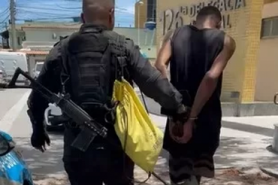 Homem é preso com cocaína e crack no distrito de Tamoios, em Cabo Frio