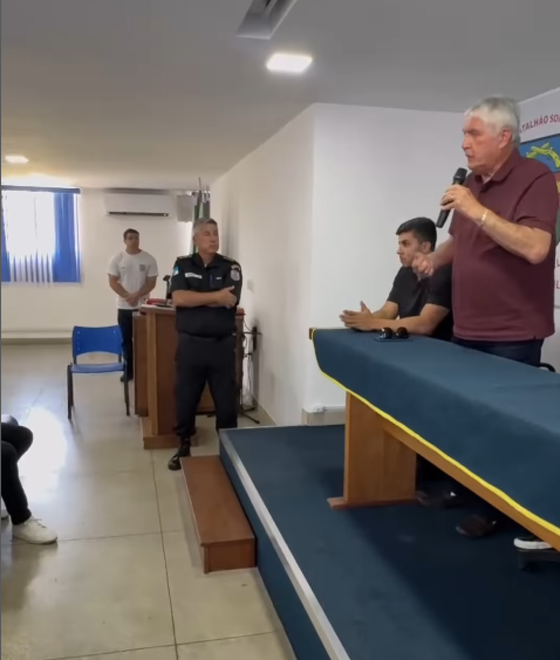 O coronel D?Ambrosio, secret&aacute;rio de Seguran&ccedil;a P&uacute;blica, representou o munic&iacute;pio de Nil&oacute;plis - Reprodu&ccedil;&atilde;o / 20&ordm; BPM