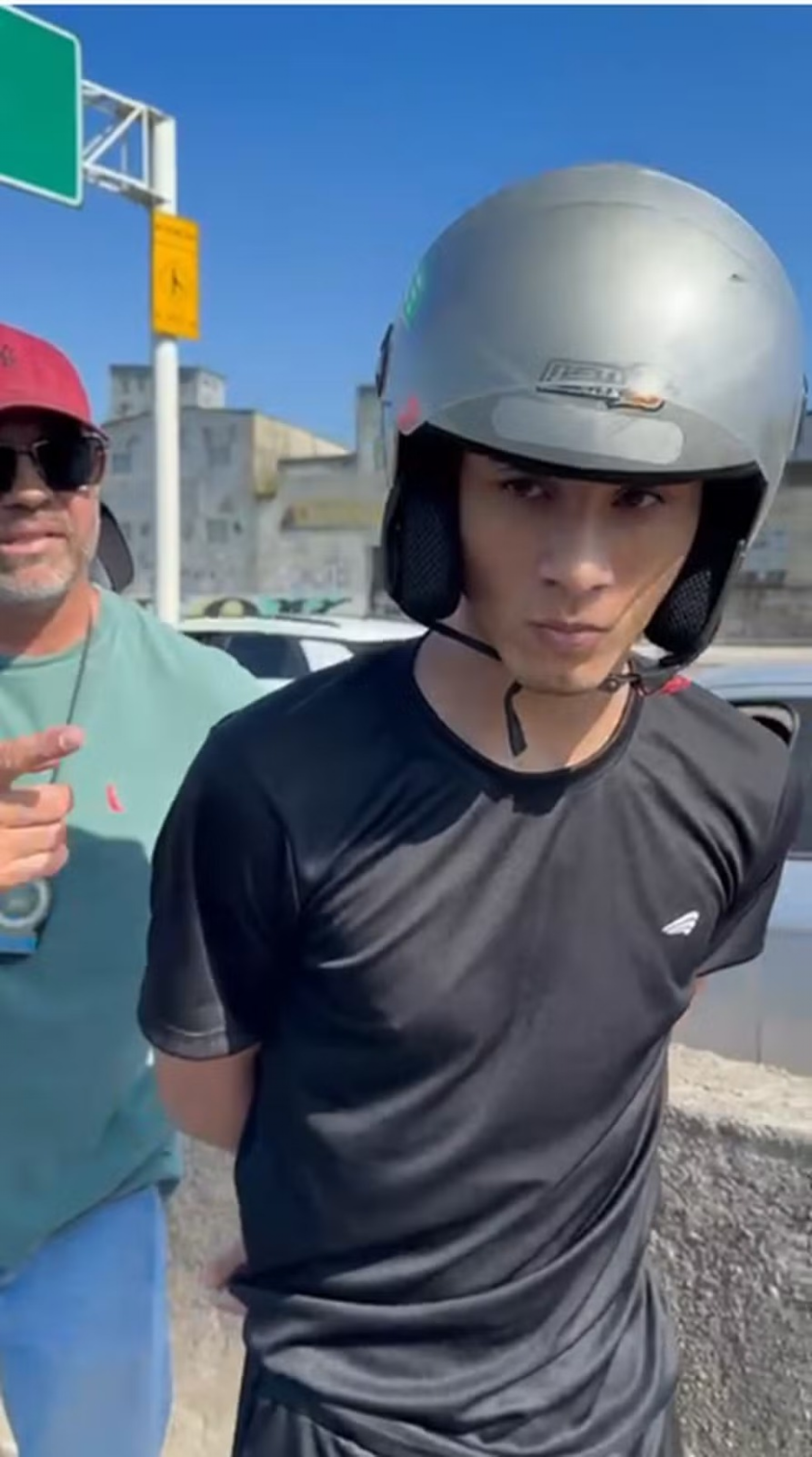 Miguel Felipe dos Santos, de 20 anos, foi detido pelos agentes na saída da Ponte Rio-Niterói