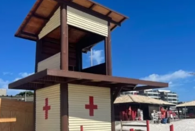 Guarda-vidas denunciam más condições de trabalho em Arraial do Cabo