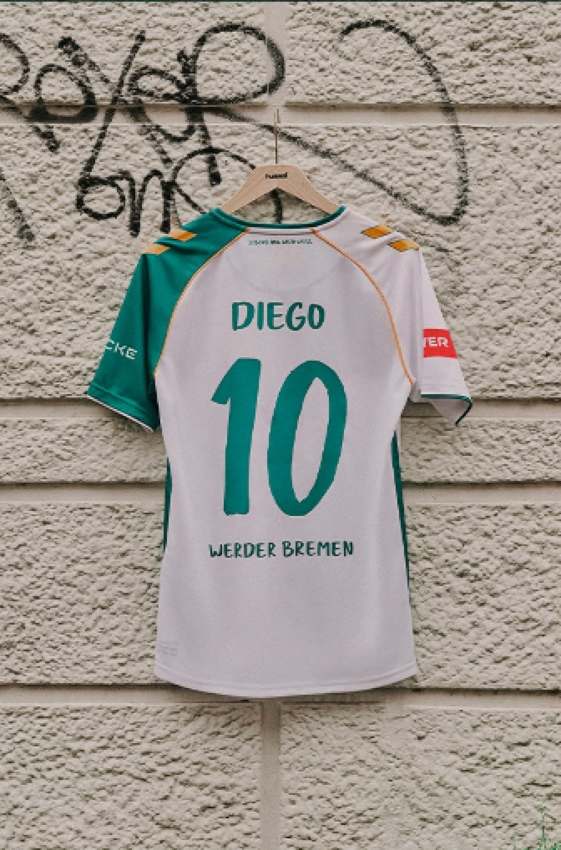 Werder Bremen lança camisa comemorativa em homenagem a Diego Ribas