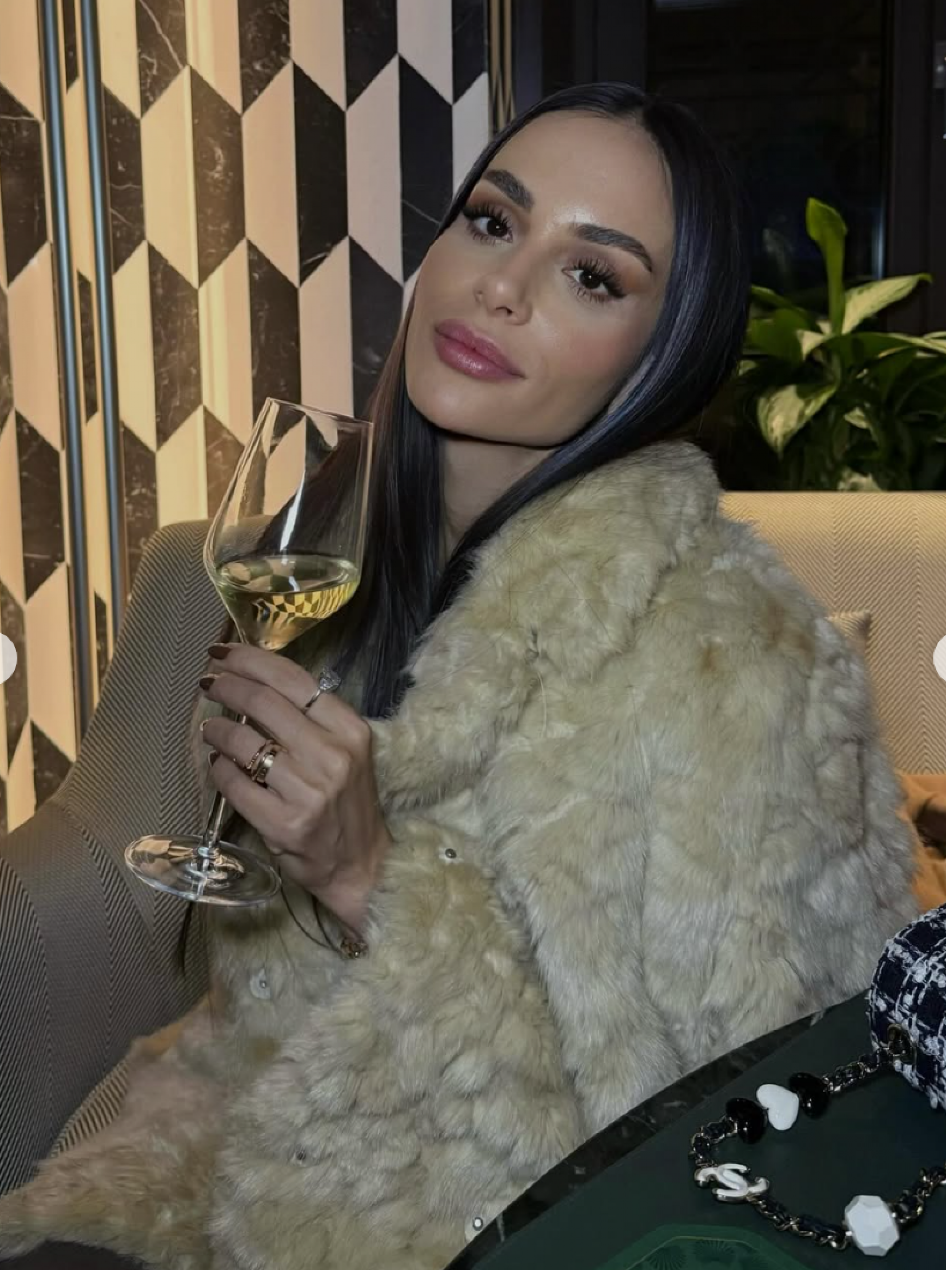 Thamires Hauch alfineta ex-marido, Marcelinho Calil, após derrota da Viradouro - reprodução Instagram