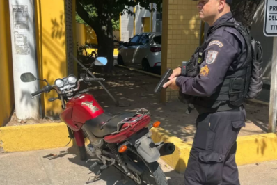 Polícia recupera motocicleta furtada e prende suspeito na RJ-106, em Iguaba Grande