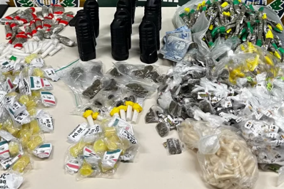 Trio é detido com granadas e grande quantidade de drogas em Arraial do Cabo