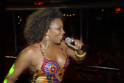 Câmara vai ouvir ministra da Cultura para explicar uso político de comitês e cachês em carnaval