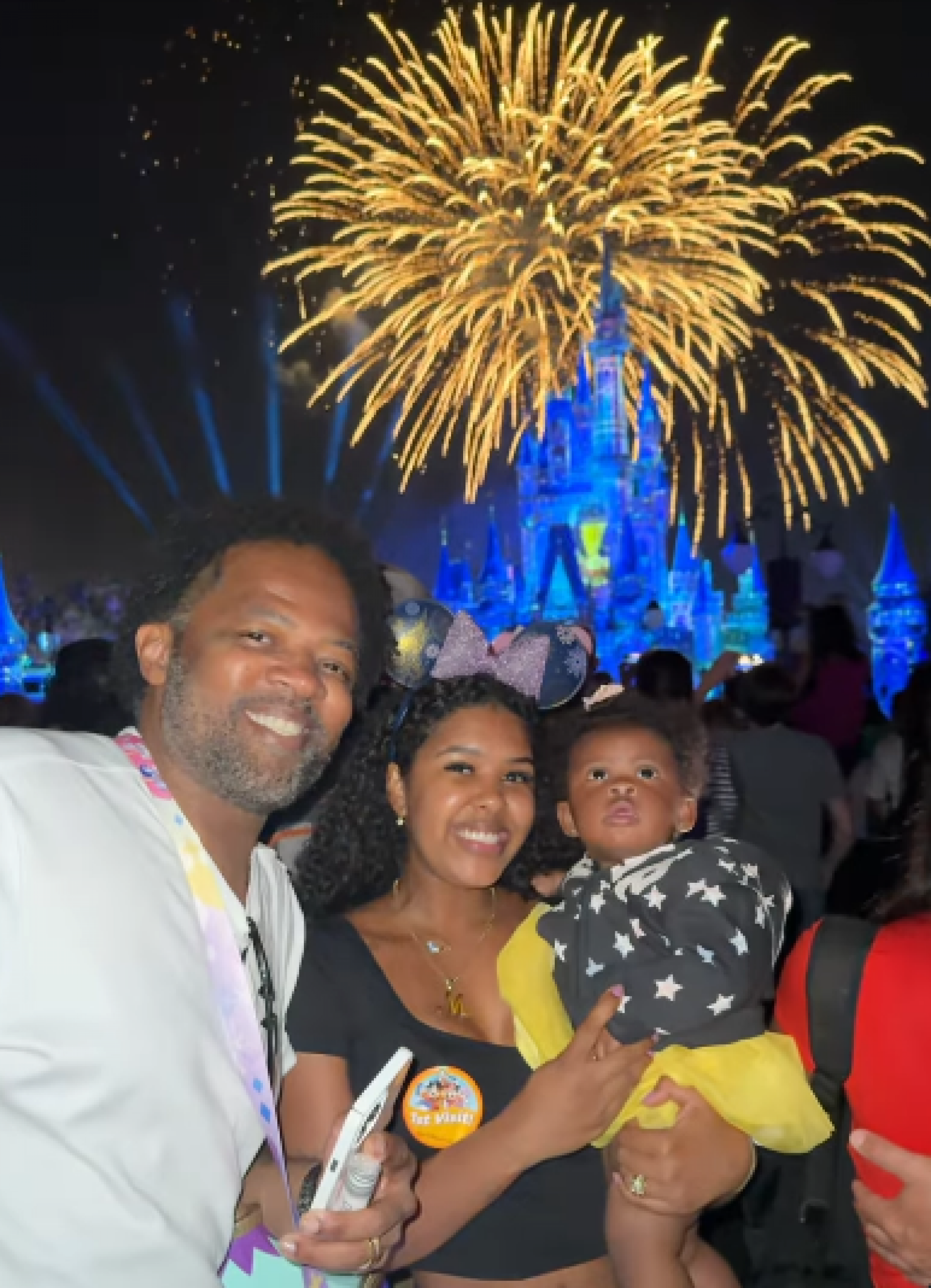 Xande de Pilares, Thaianny Pereira e a filha do casal, Estrela - Reprodução de vídeo / Instagram