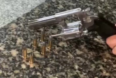 Disparos em frente a bar geram pânico e terminam com um homem preso em Cabo Frio