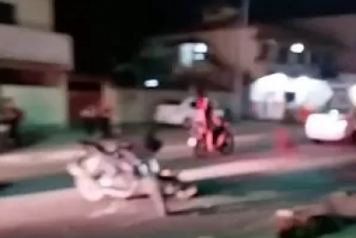 Acidente entre moto e pedestre deixa dois feridos em estado grave em Cabo Frio