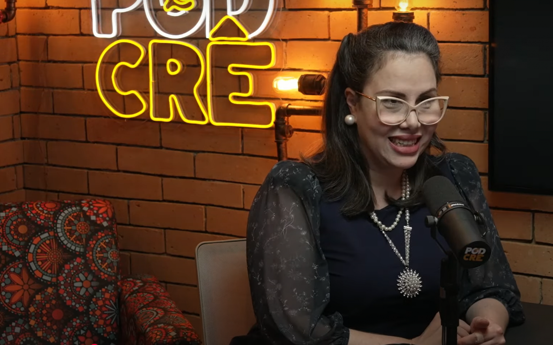 Sarah Sheeva defende celibato e critica influência da pornografia na juventude - reprodução Youtube