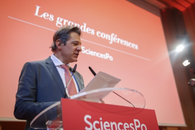 Haddad defende tributação dos super-ricos e reforça compromisso climático na COP30