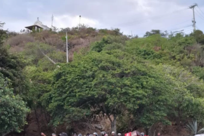 Motoboys de Cabo Frio aderem à paralisação nacional e interditam ponte