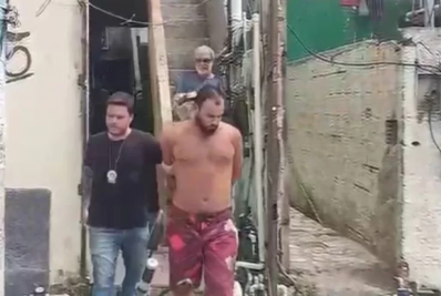 Acusado de torturar mulher a mando do tráfico é preso em flagrante em Arraial do Cabo