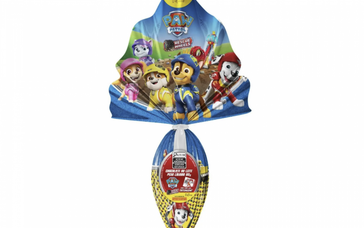 Ovo da Patrulha Canina é sabor chocolate ao leite e contém 80g - Reprodução / Americanas