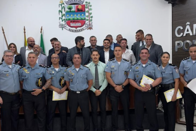 Comandante do 24º Batalhão da PM recebe Moção de Aplausos da Câmara de Vereadores de Queimados