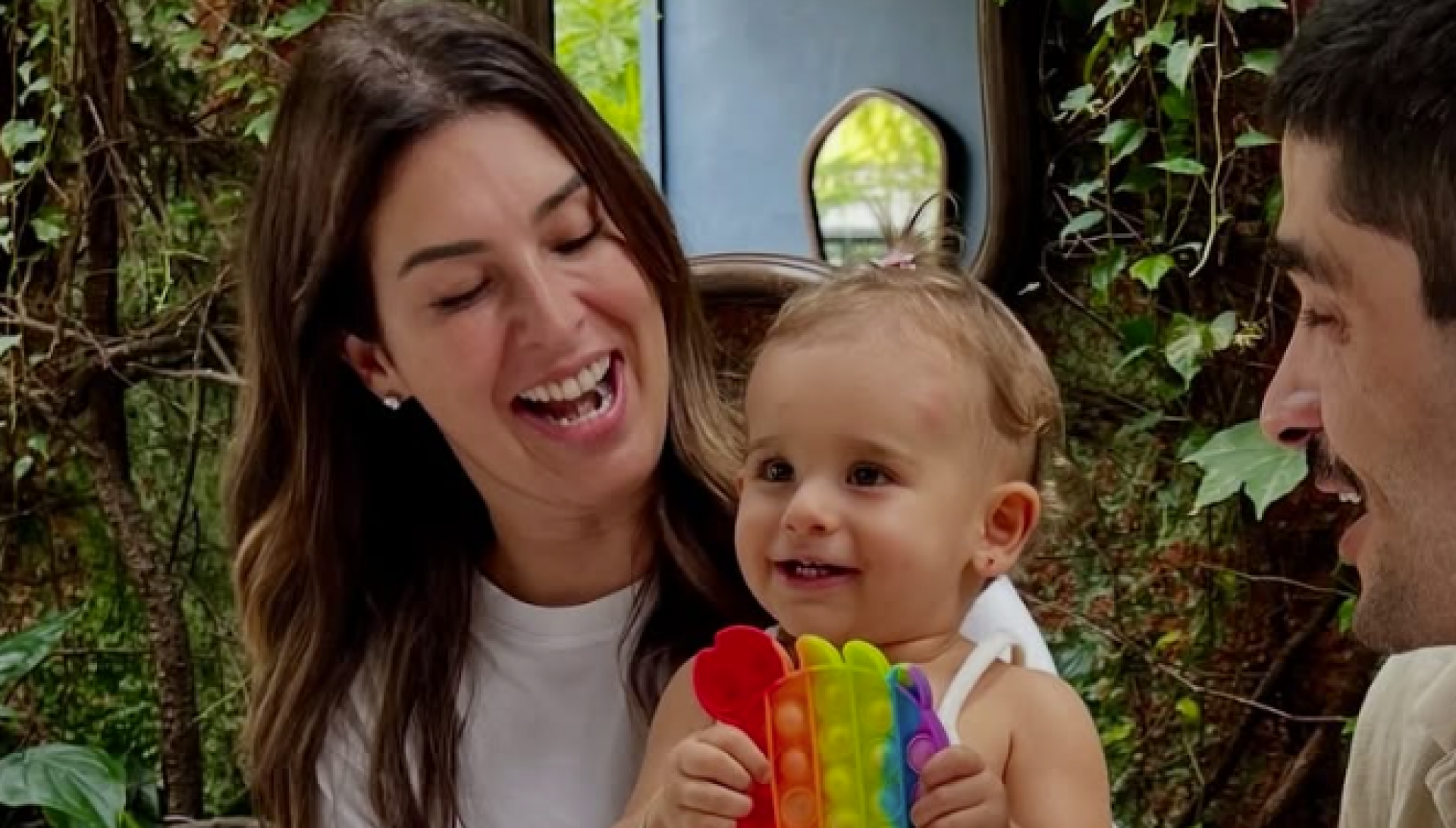 Fernanda Paes Leme comemora 1º aniversário da filha Pilar com Victor Sampaio - reprodução Instagram