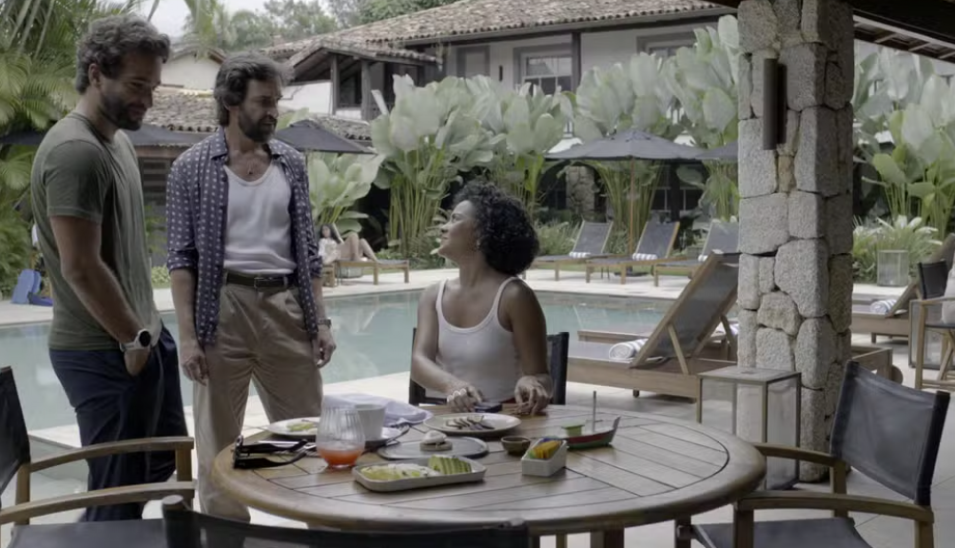 Maria de Fátima nega o pai em público  - TV Globo