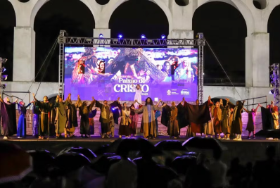 Fé e emoção marcam a 45ª edição do Auto da Paixão de Cristo na Lapa