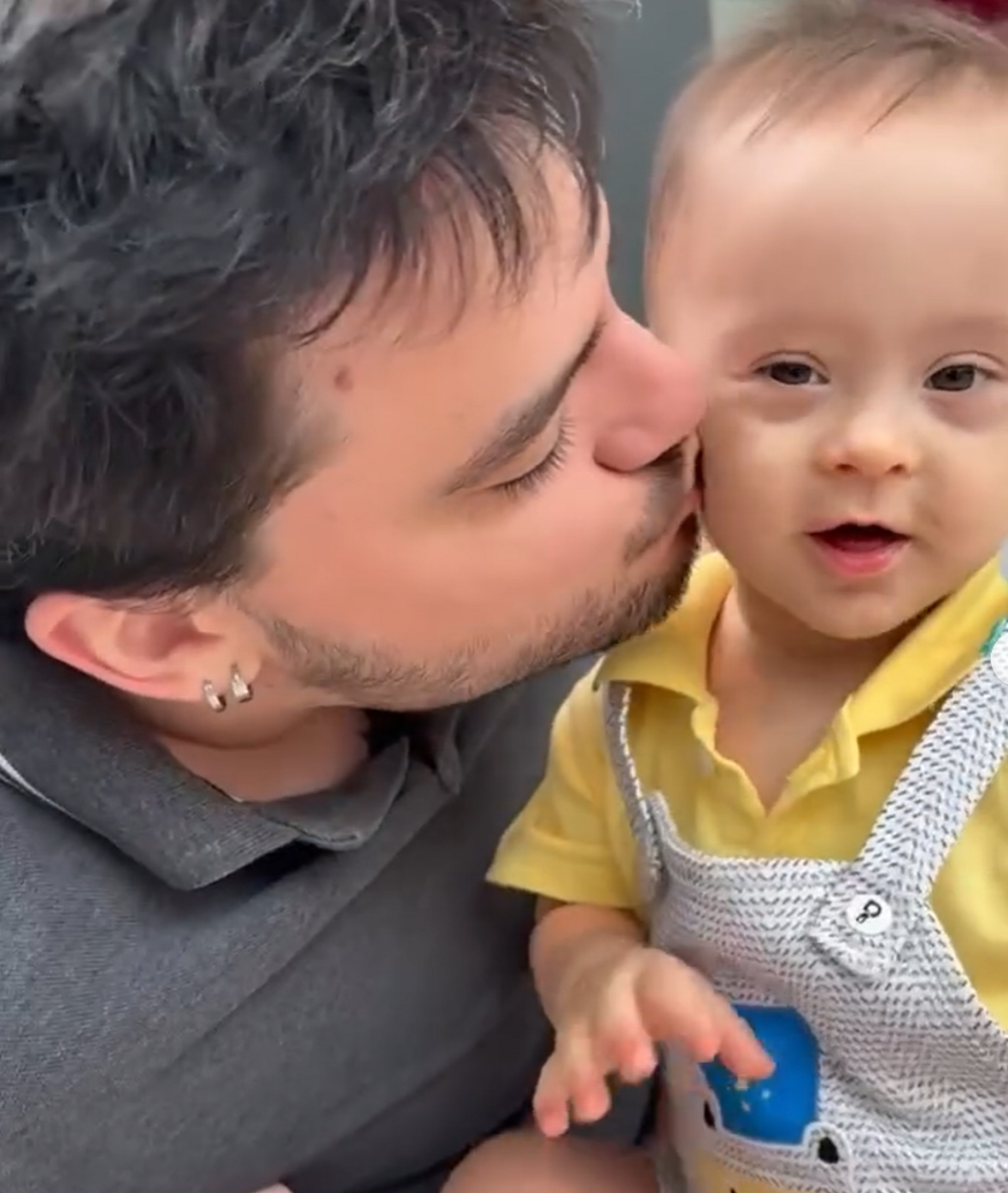 Felipe Neto e o irmão caçula João - reprodução Instagram