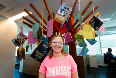 Nilópolis: Aluna do Colégio Estadual Zenóbio da Costa ganha bolsa de estudos em universidade dos EUA