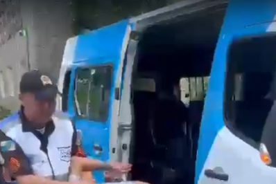 Homem é preso após extorquir jovem em ponto de ônibus no Leblon