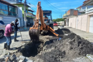 Prefeitura de Cabo Frio realiza obras na rede de drenagem do Jardim Caiçara