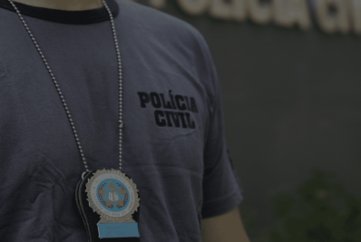 Polícia Civil e MP fazem operação contra esquema de lavagem de dinheiro da milícia na Baixada