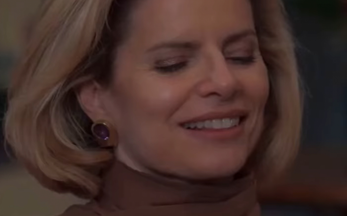 Debora Bloch reage à repercussão de cena como Odete Roitman em Vale Tudo - TV Globo