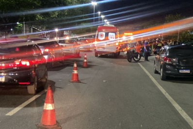 Duas pessoas morrem atropeladas na Avenida Brasil
