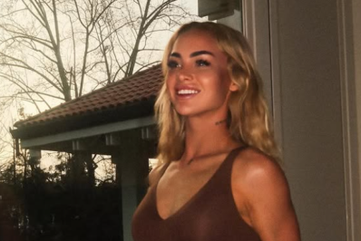 Sucesso nas redes sociais, jogadora rebate críticas por jogar maquiada: 'Mais batom eu passo'