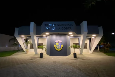 Teatro Municipal de São Pedro inicia temporada de maio com atrações de destaque nacional